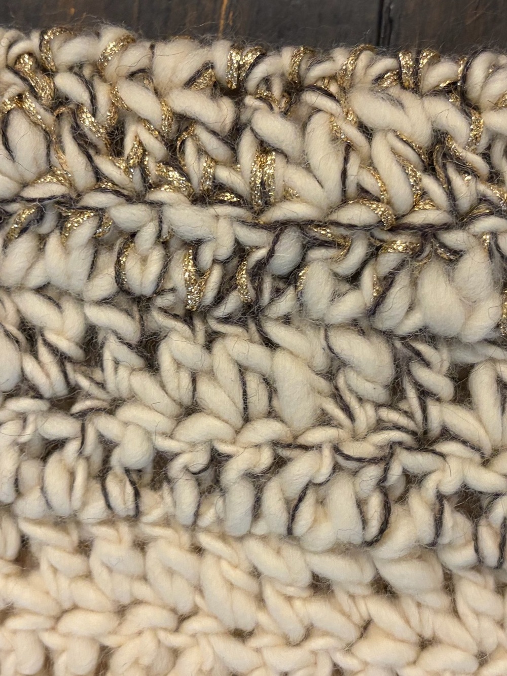 Chunky Knit Cream & Gold Women's Scarf